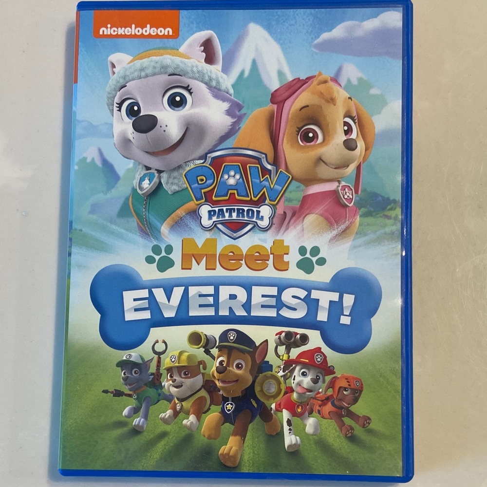 Paw Patrol Meet Everest! DVD